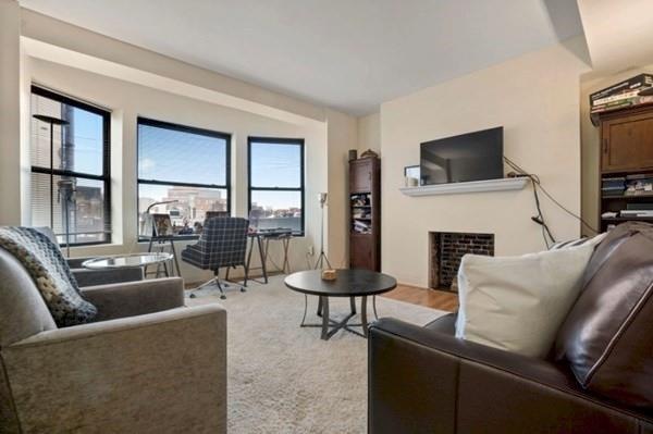 636 Beacon St unit 501, Boston, MA 02215 - photo 1