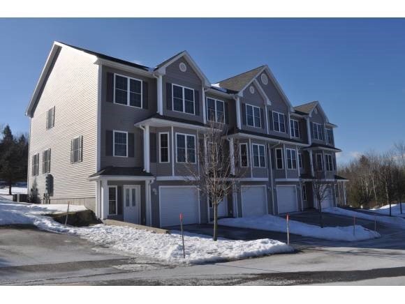 28 Hillside Ln, Newmarket, NH 03857 - photo 1