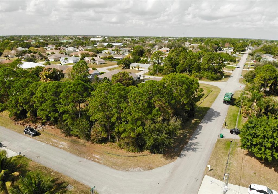 407 SW Meadow Terrace, Port St. Lucie, FL 34984 - photo 1