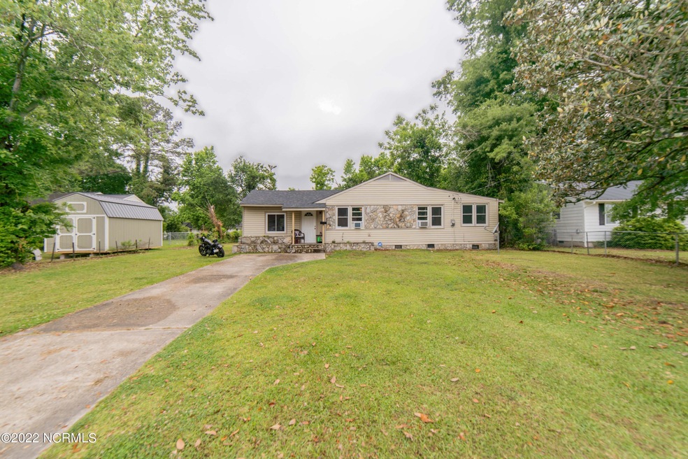 613 Williams St, Jacksonville, NC 28540 - photo 1