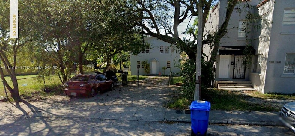 For Sale $650,000 • Co-Listing Agent