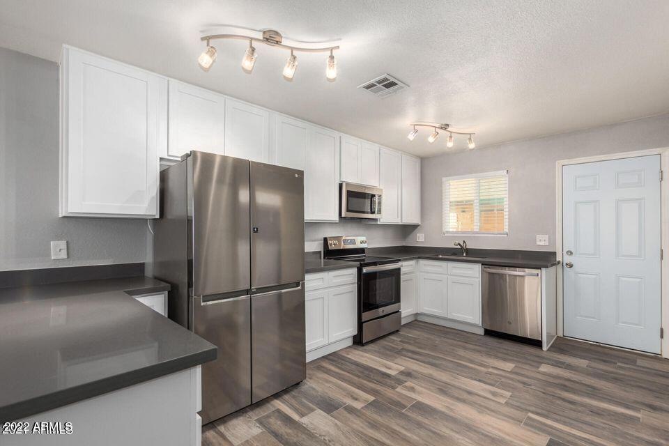 3 N Naco Way unit 2, Chandler, AZ 85225 - photo 1