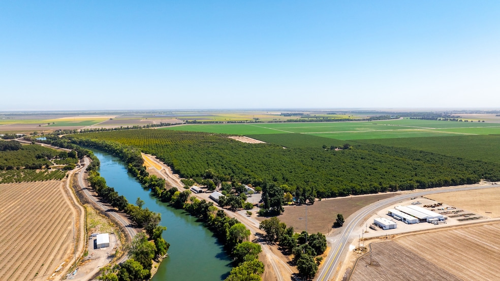 For Sale $5,900,000 • Co-Listing Agent