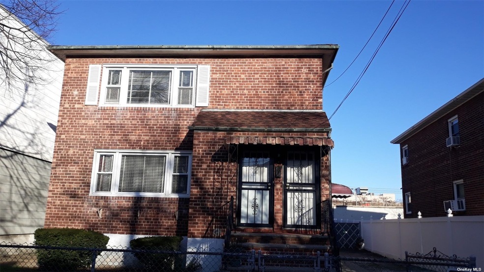 101-31 98th St, Jamaica, NY 11416 - photo 1