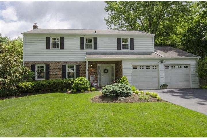 52 S Forge Manor Dr, Phoenixville, PA 19460 - photo 1