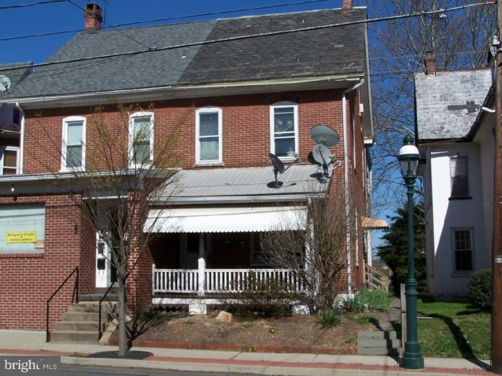 440 Main St, Pennsburg, PA 18073 - photo 1