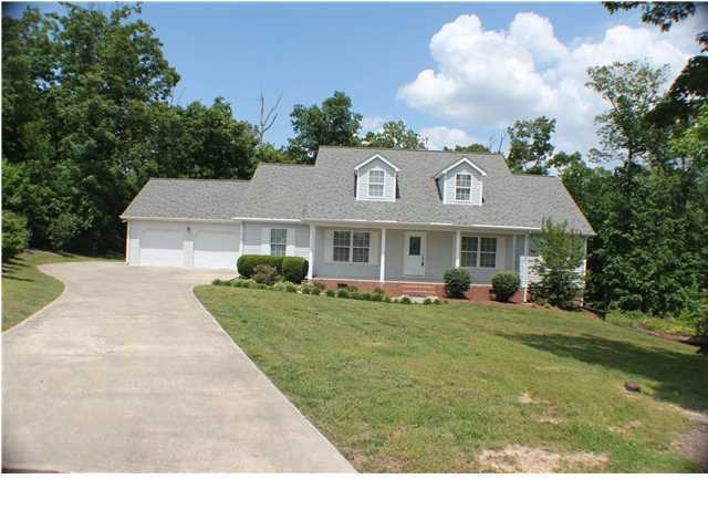 2006 Cluster Dr, Dalton, GA 30721 - photo 1