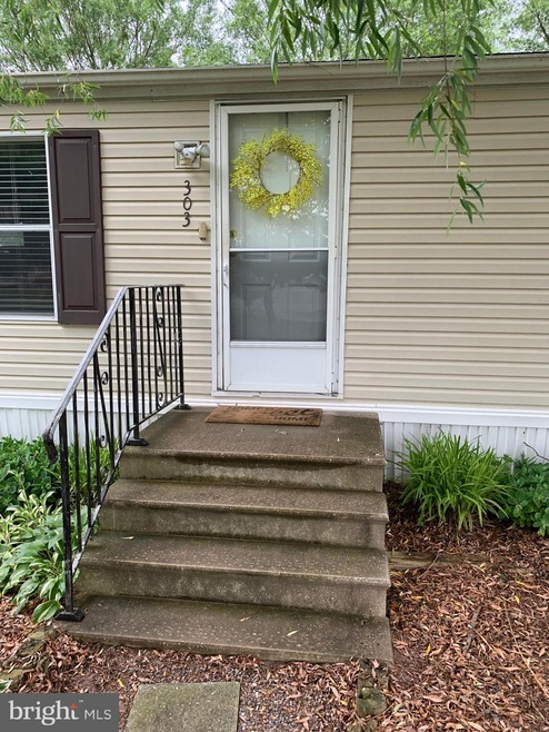 303 Bens Ct, Felton, DE 19943 - photo 1