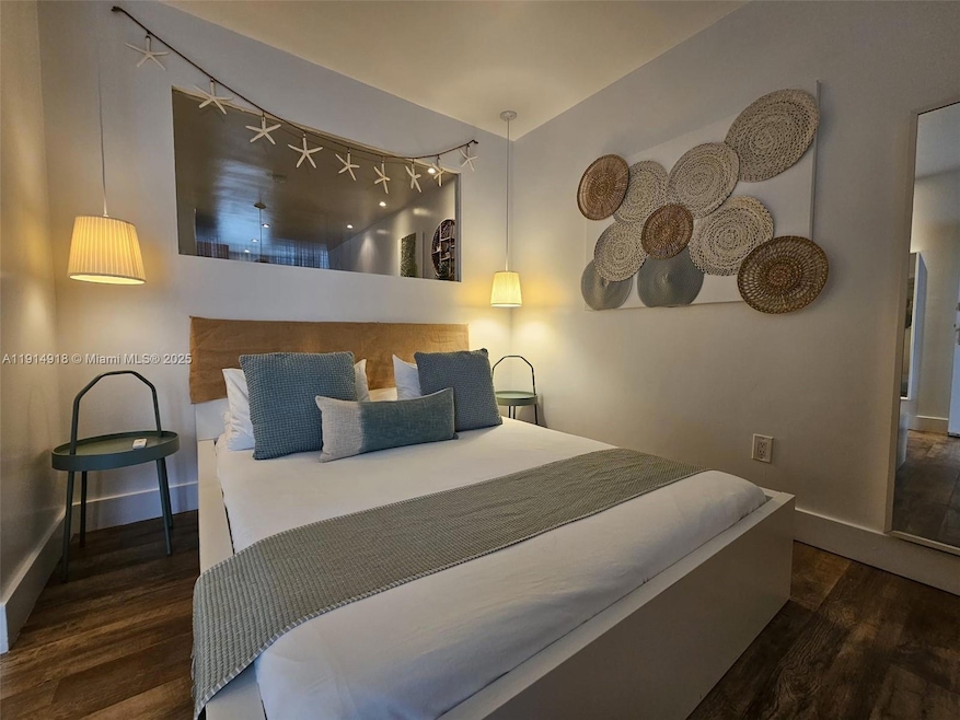 751 Collins Ave unit 3, Miami Beach, FL 33139 - photo 1