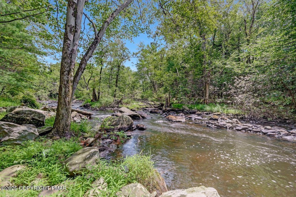 Pending $599,900