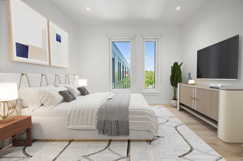 For Sale $681,649 • Co-Listing Agent