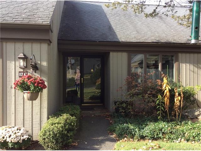 17C Heritage Cir unit 17C, Southbury, CT 06488 - photo 1