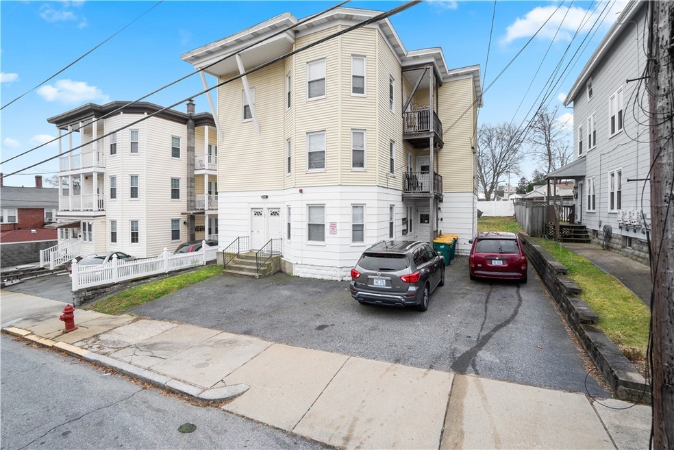 35 Rivulet St, Woonsocket, RI 02895 - photo 1
