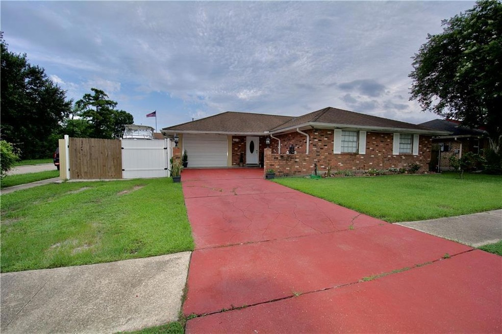 2501 Buccaneer Dr, Marrero, LA 70072 - photo 1