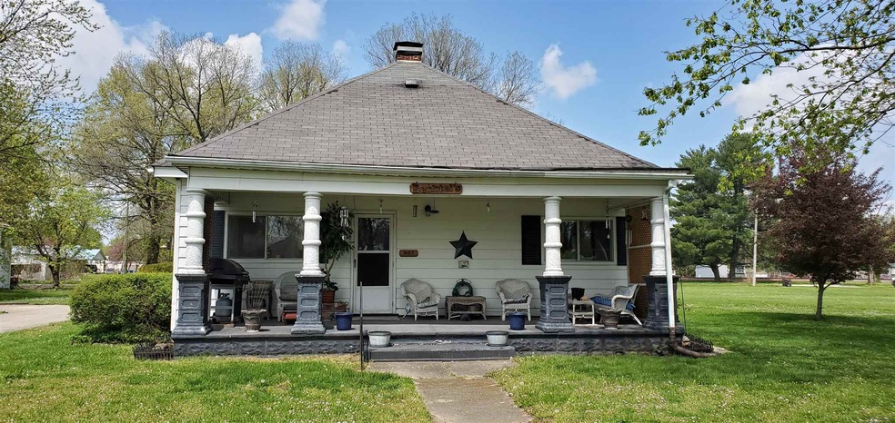 407 Matilda St, Elnora, IN 47529 - photo 1