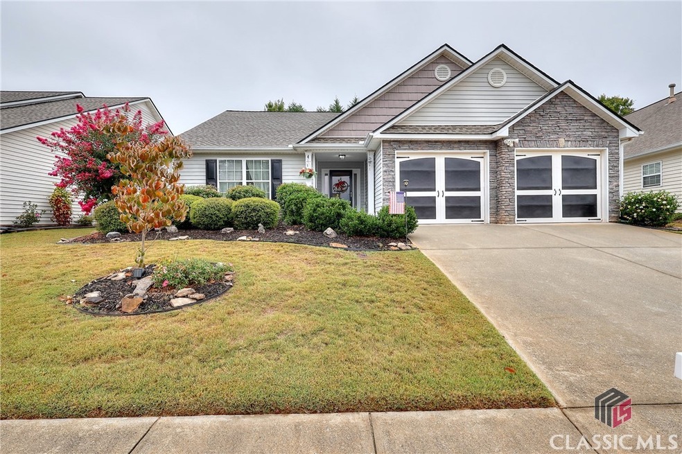 542 Triumph Way, Winder, GA 30680 - photo 1