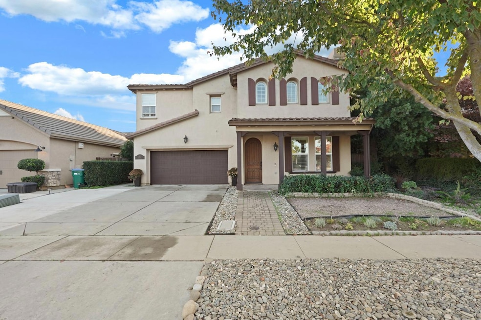 2212 Giannoni Way, Lodi, CA 95242 - photo 1