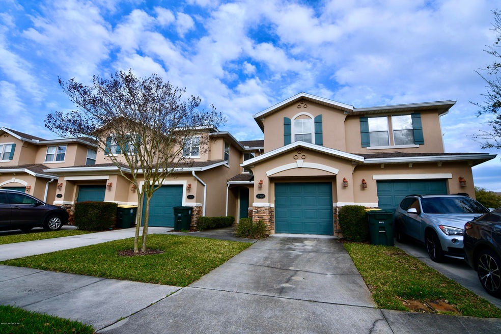 2379 Sunset Bluff Dr, Jacksonville, FL 32216 - photo 1
