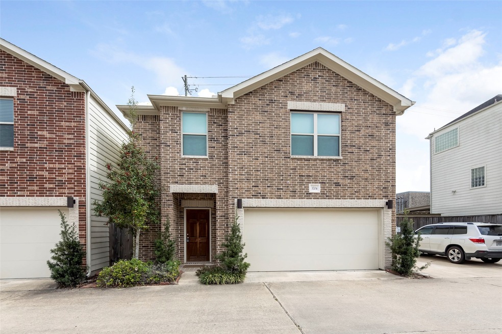 3704 Main Aspen Dr, Houston, TX 77025 - photo 1