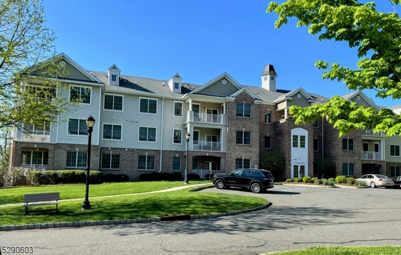 25 Zachary Way, Mount Arlington, NJ 07856 - photo 1