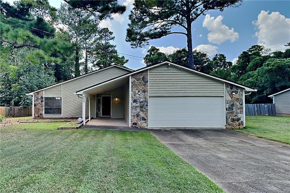 4708 Jamerson Forest Cir, Marietta, GA 30066 - photo 1