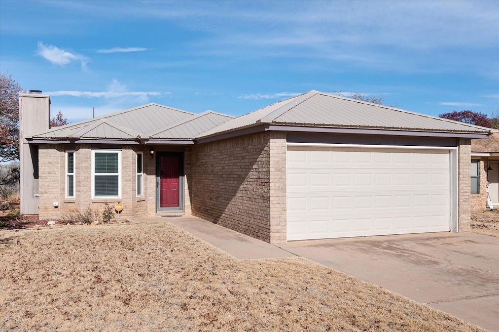 2118 84th St, Lubbock, TX 79423 - photo 1