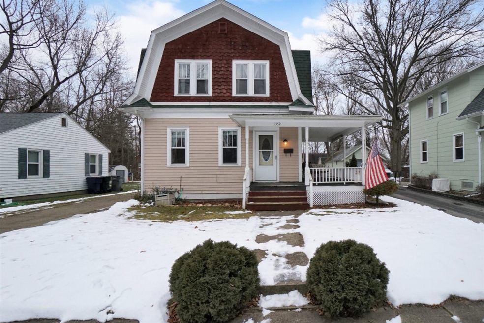 1352 Sheridan Ave, Niles, MI 49120 - photo 1