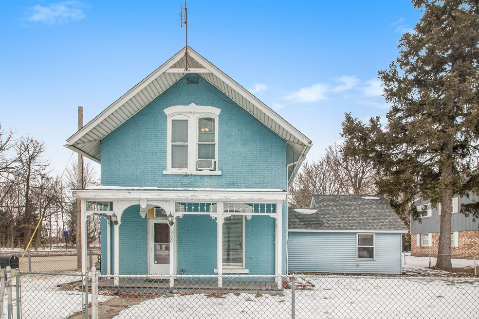 300 Division St, Elkhart, IN 46516 - photo 1