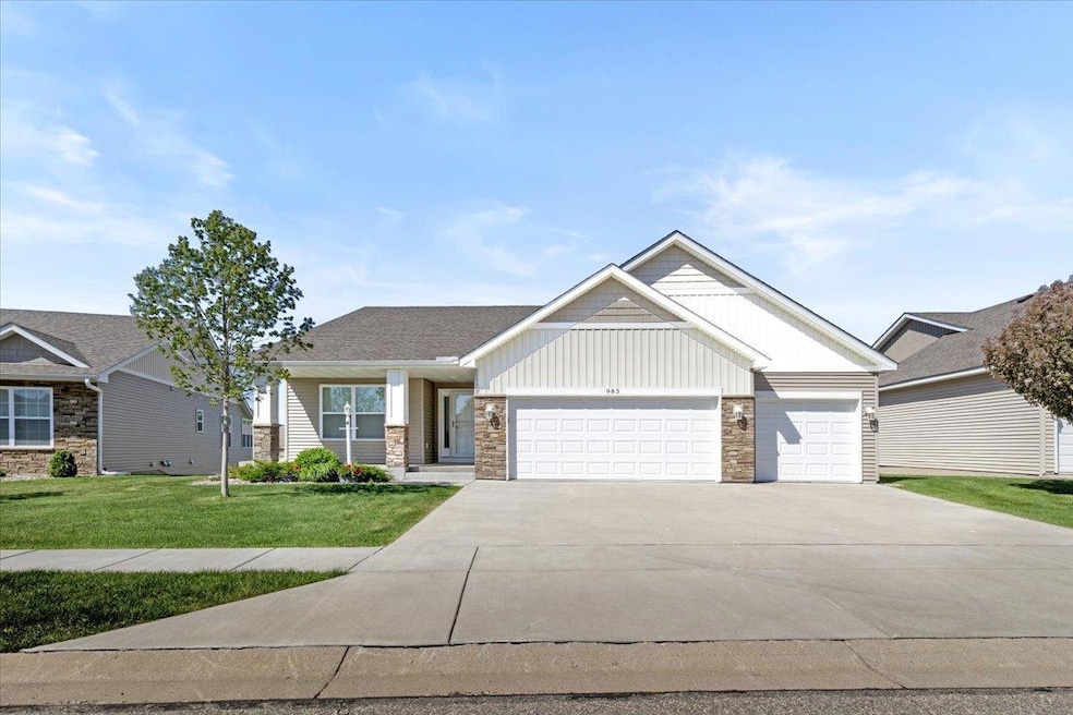 983 Aurora Cir, Red Wing, MN 55066 - photo 1