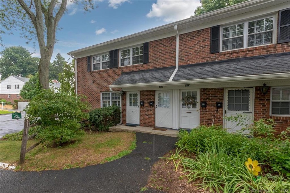 245 Unquowa Rd unit 85, Fairfield, CT 06824 - photo 1