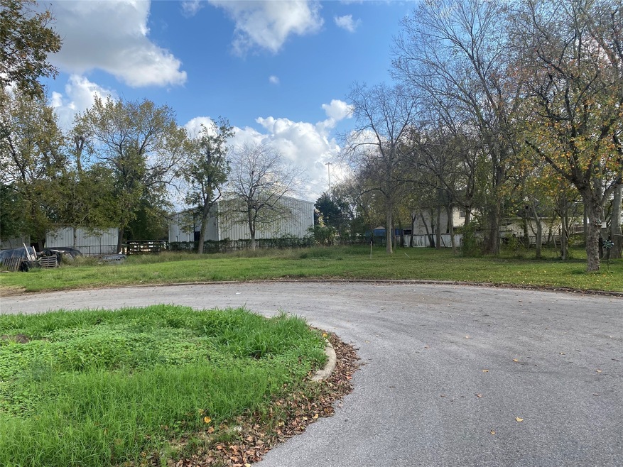 0 Greenway Ct, Houston, TX 77087 - photo 1