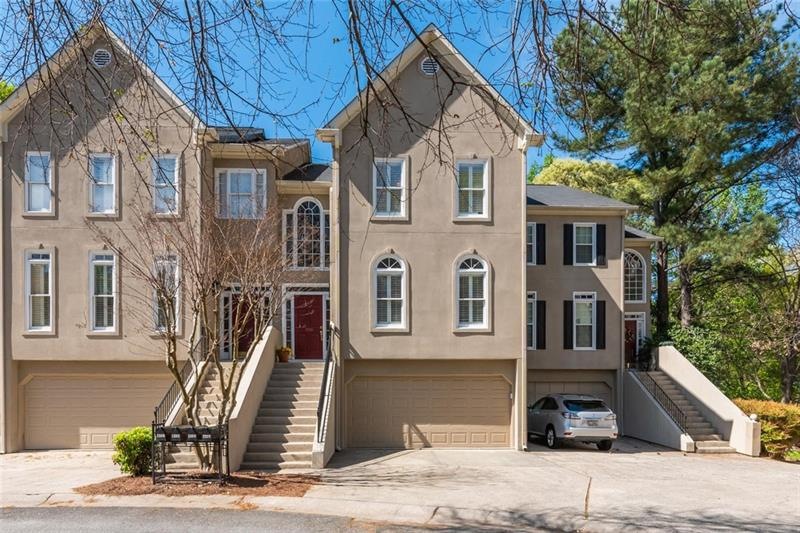 2560 Oakwood Trace SE, Smyrna, GA 30080 - photo 1