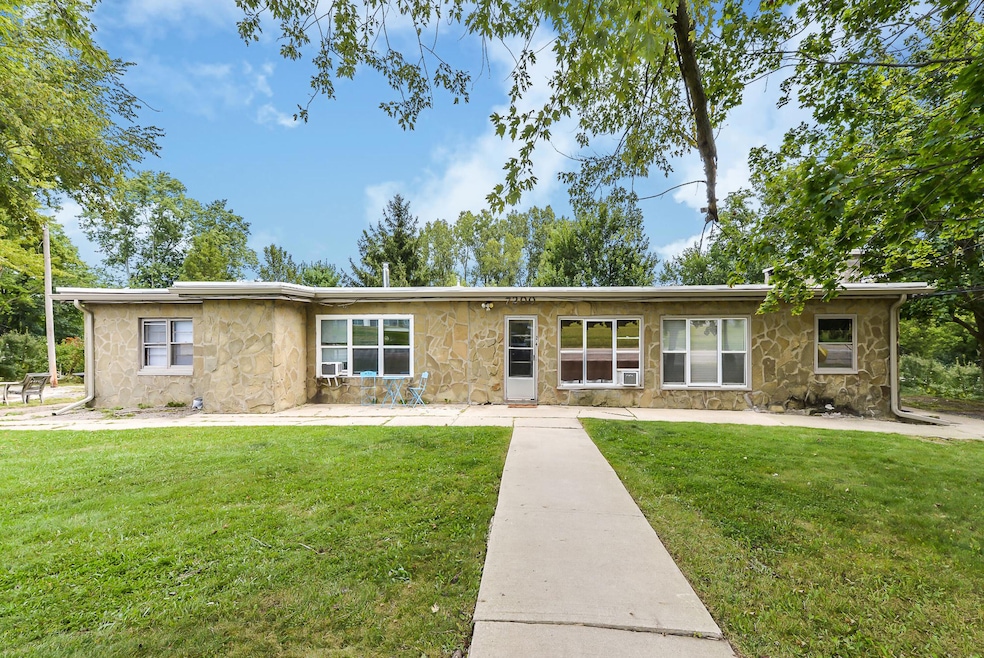 7200 Whitmore Lake #4,
