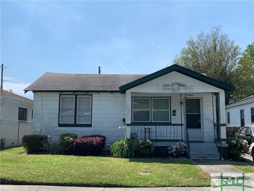 1209 W 42nd St, Savannah, GA 31415 - photo 1