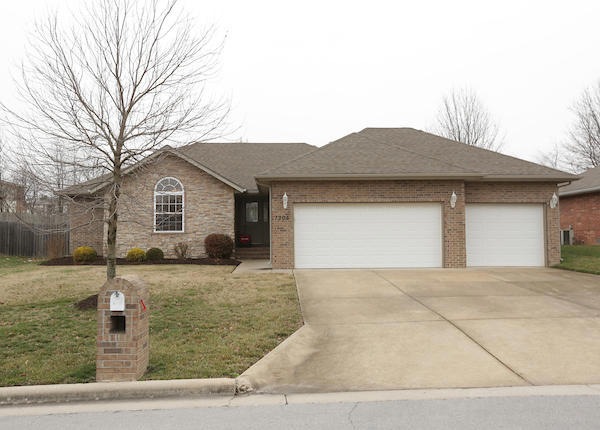 1305 W Timberview, Nixa