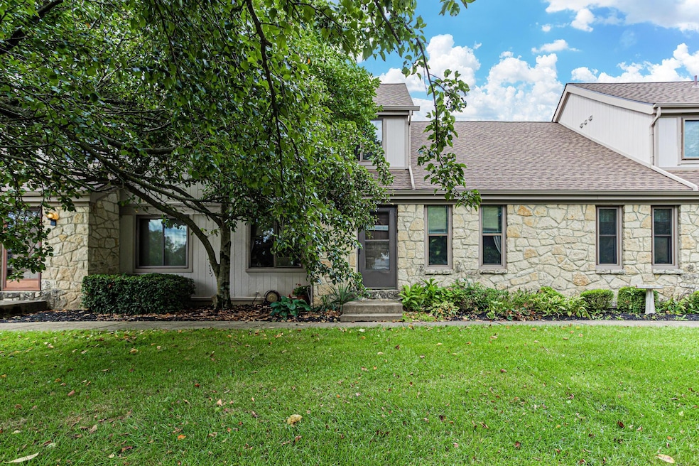 636 Farler Dr unit B, Columbus, OH 43213 - photo 1