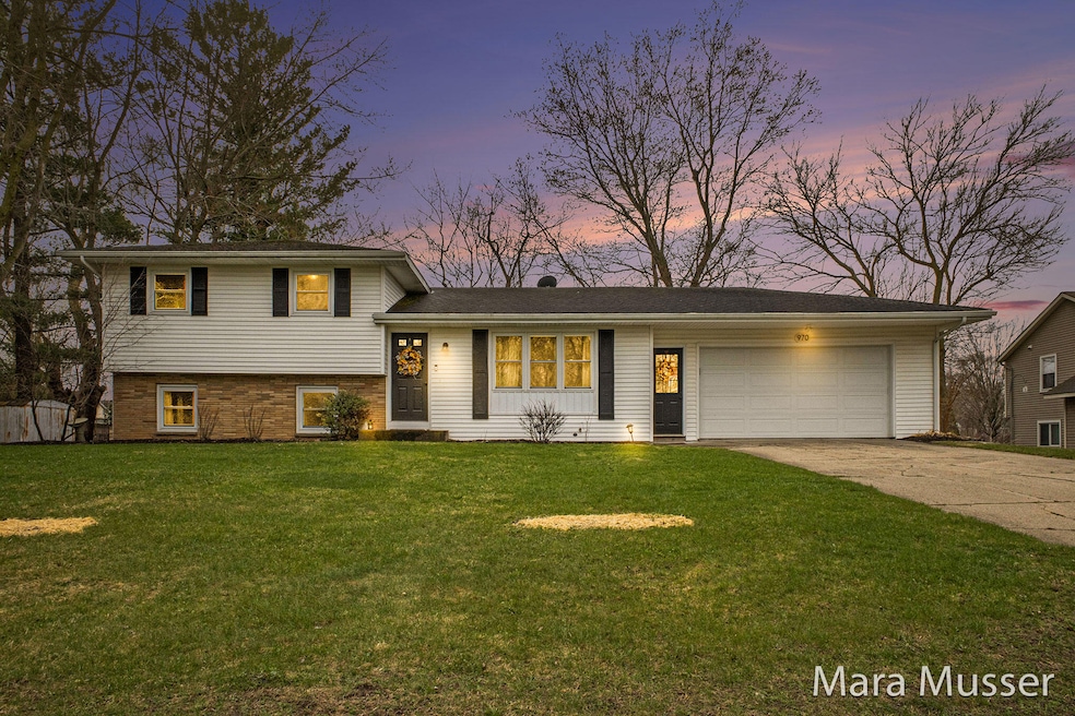 970 Meadow Lane