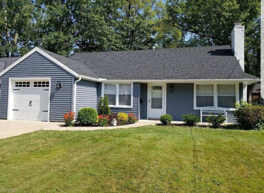 585 Lindbergh Blvd, Berea, OH 44017 - photo 1