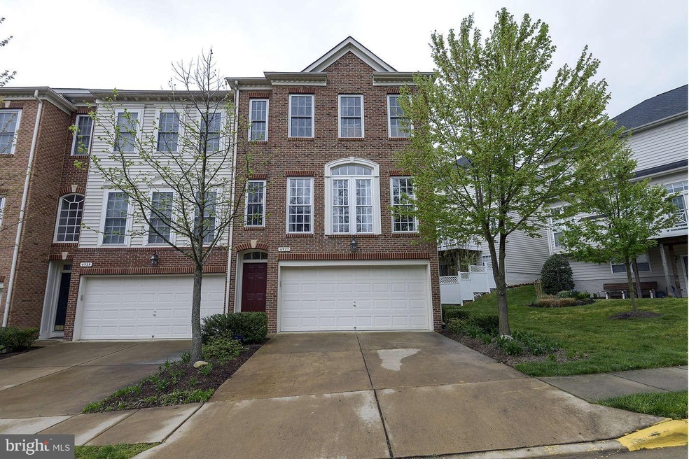 6927 Inlet Cove Dr, Fort Belvoir, VA 22060 - photo 1