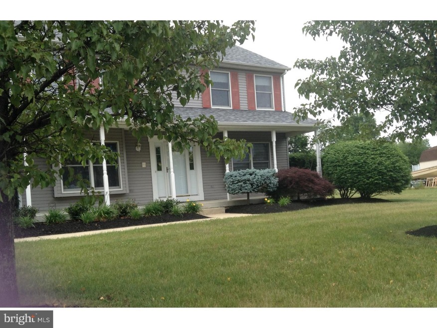 517 Macintosh Dr, Mullica Hill, NJ 08062 - photo 1