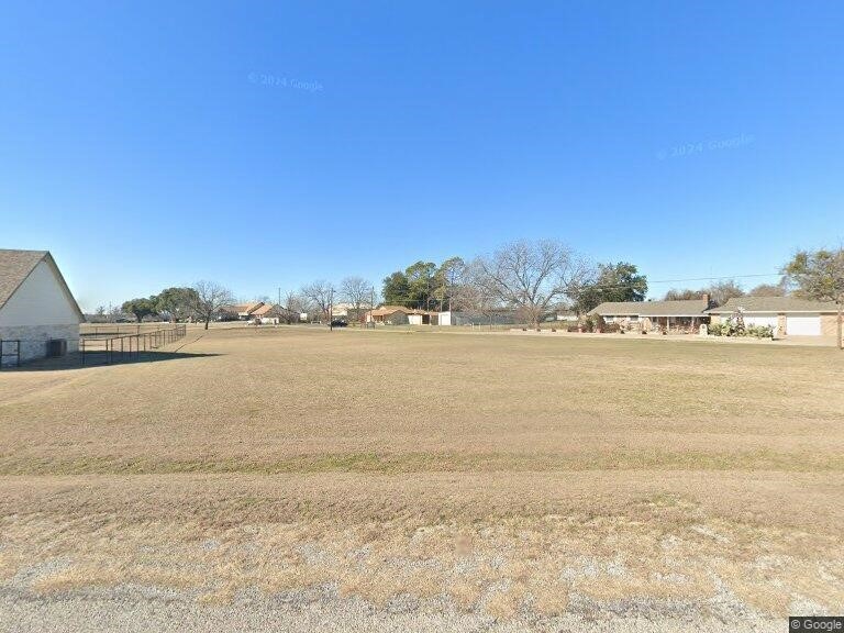3100 Walnut Creek Pkwy, Granbury, TX 76049 - photo 1