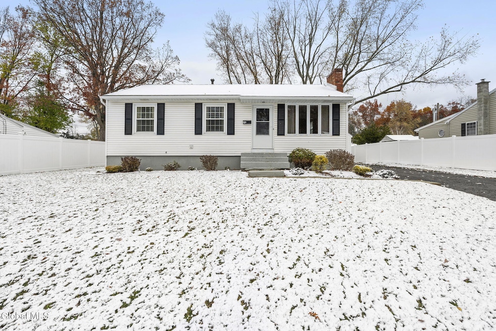 For Sale $299,900 • Co-Listing Agent