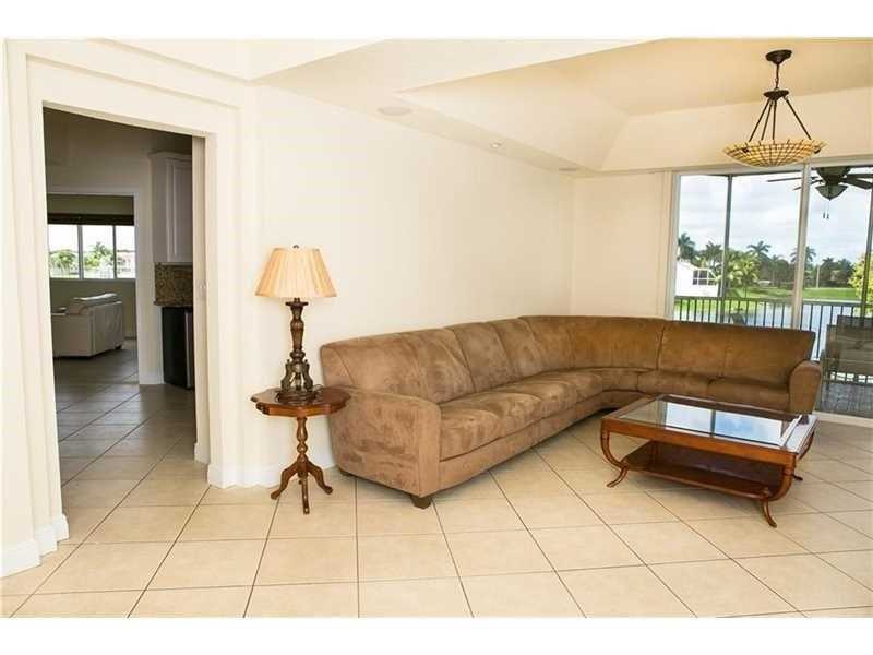 10770 NW 66 St unit 208, Doral, FL 1 - photo 1