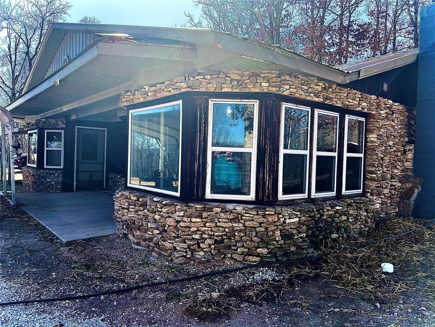 10755 Circle Rd, Dixon, MO 65459 - photo 1