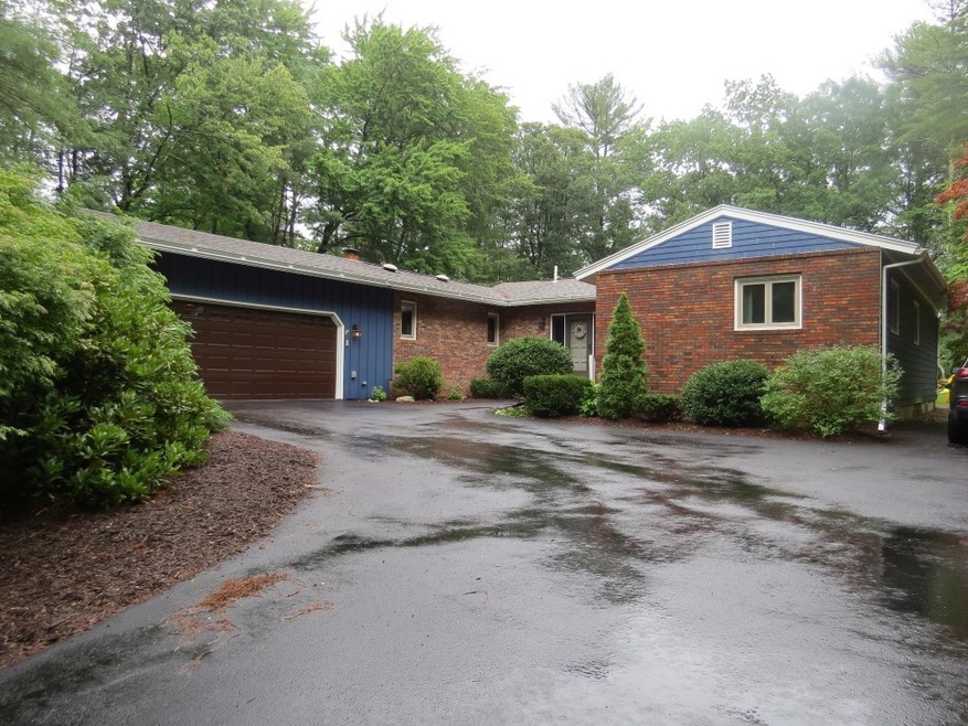 41 Meadowcrest Dr, Bedford, NH 03110 - photo 1