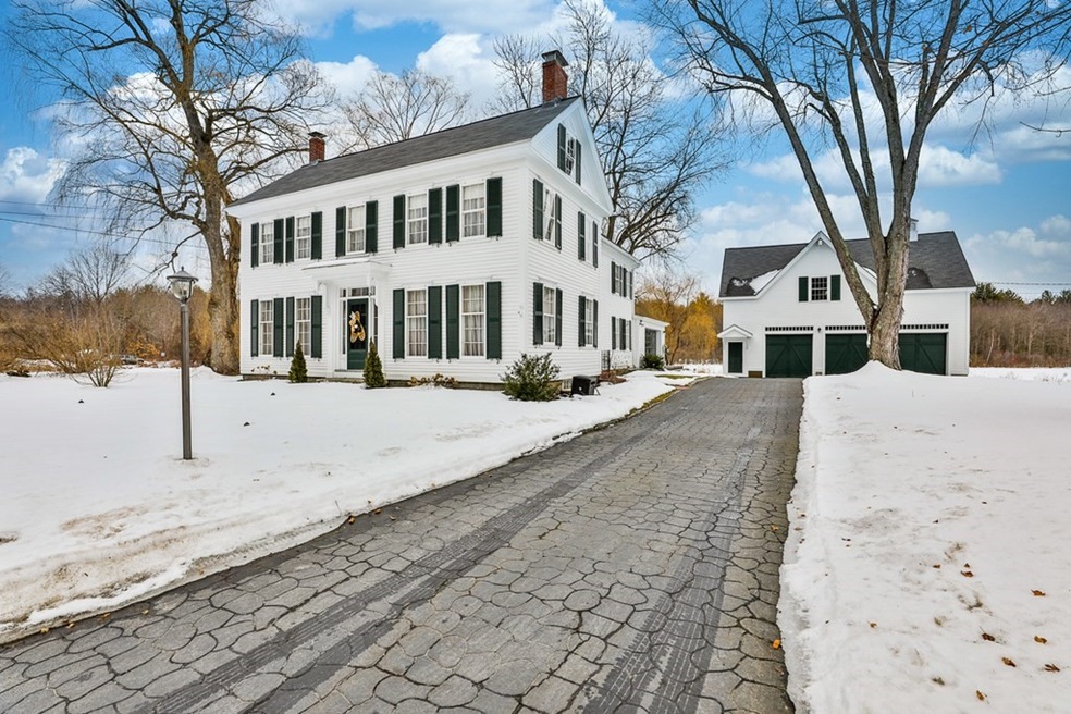 265 Charles Bancroft Hwy, Litchfield, NH 03052 - photo 1