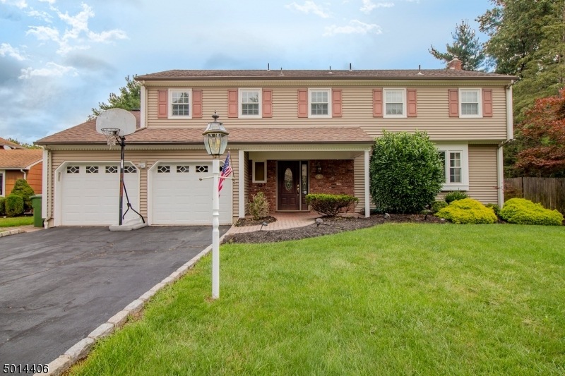 4 Purdue Rd, Edison, NJ 08820 - photo 1