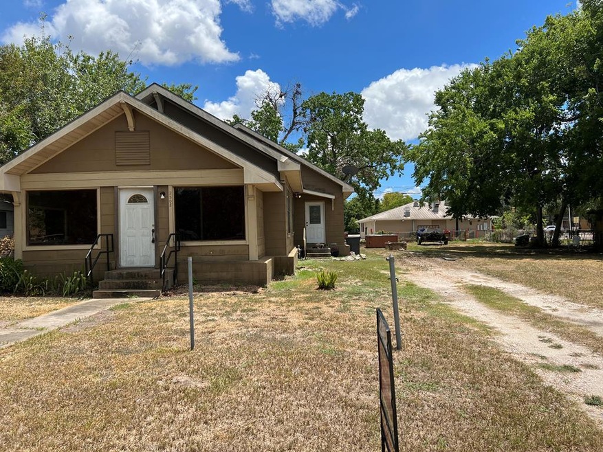 2508 8th St, Bay City, TX 77414 - photo 1