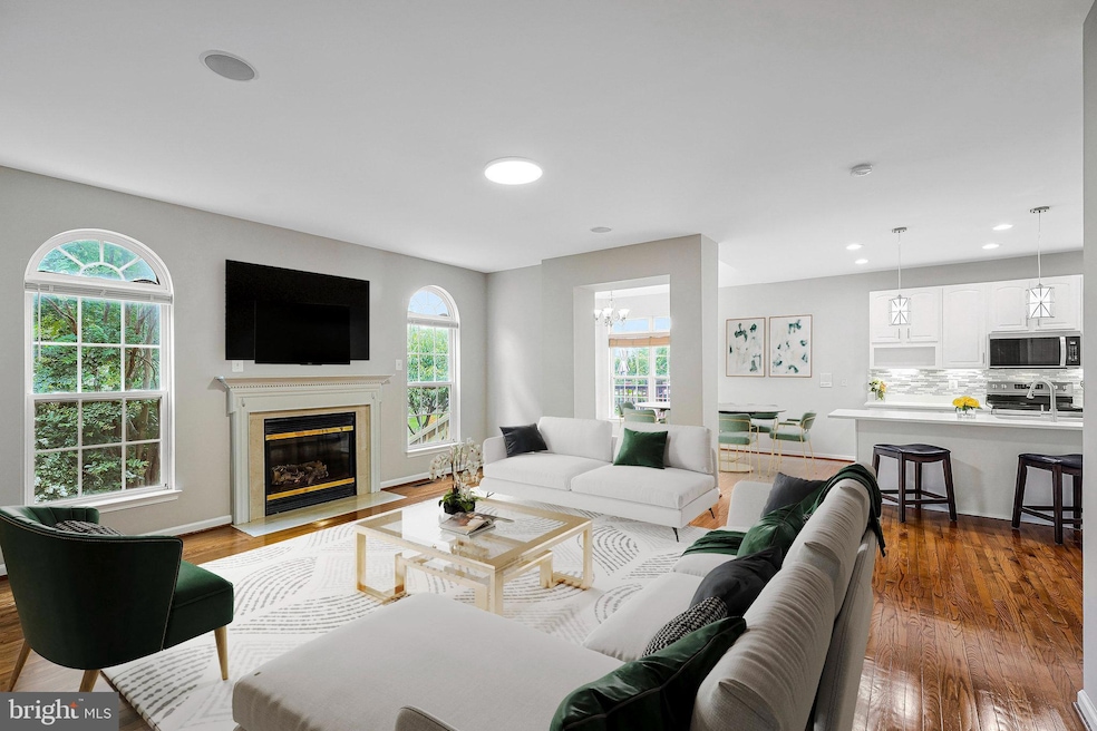 8954 Hanson Grove Ct, Manassas, VA 20109 - photo 1