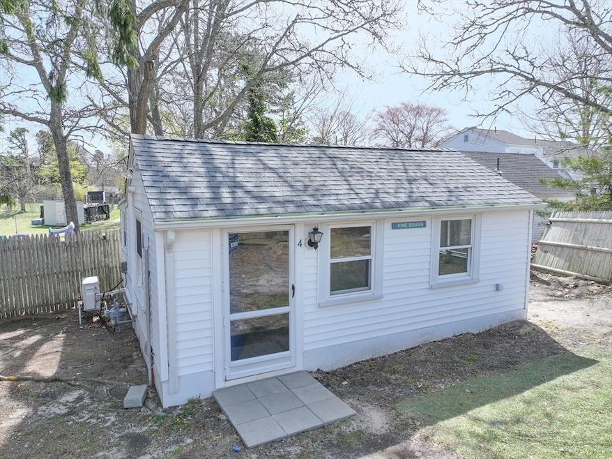 9 Bells Neck Rd unit 4, West Harwich, MA 02671 - photo 1
